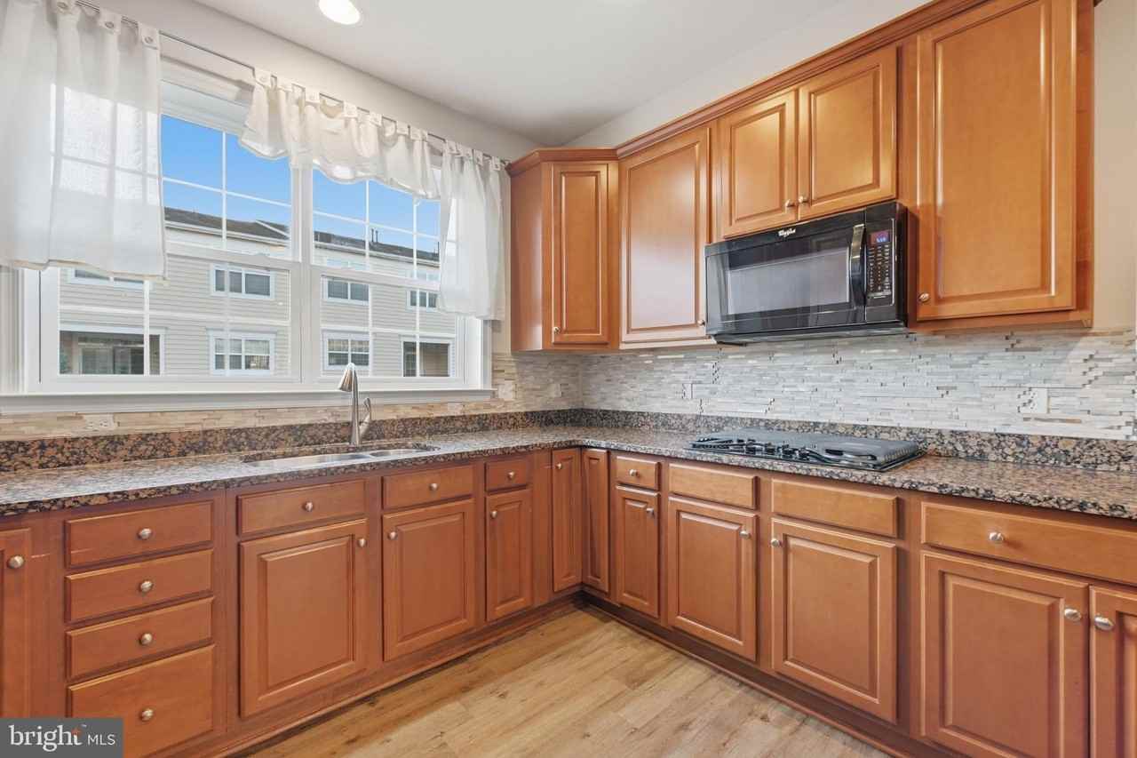 22725 Beacon Crest Ter #22725 - Photo 4 of 24