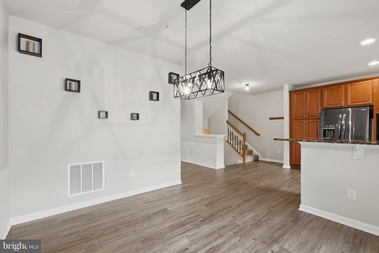 22725 Beacon Crest Ter #22725 - Photo 7 of 24