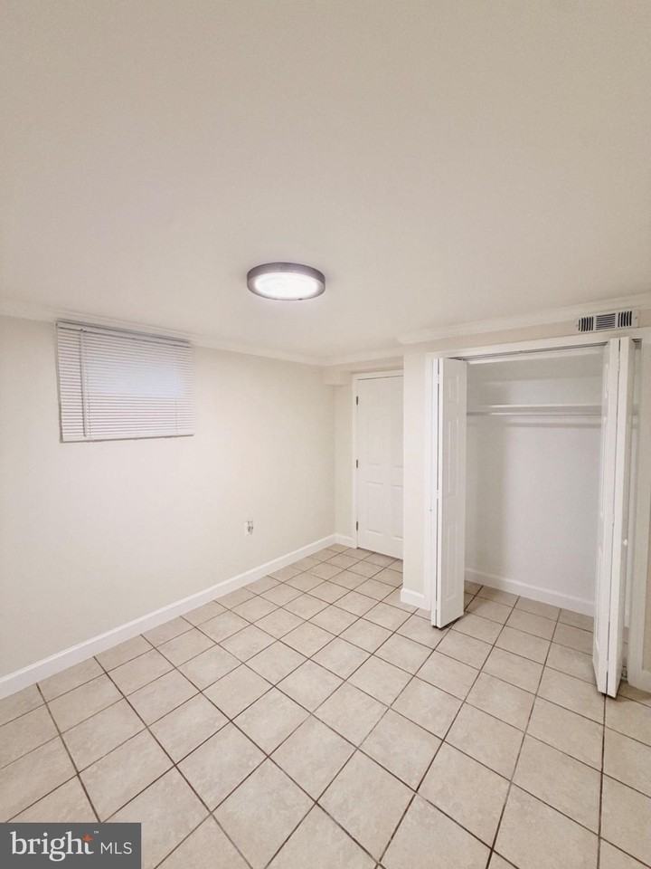 110 Oak View Dr Se - Photo 5 of 8