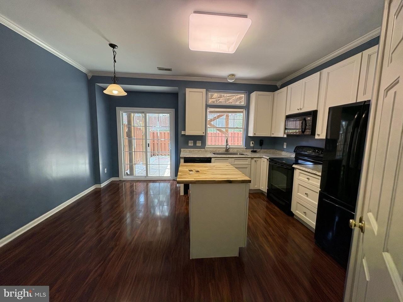 2085 Stargrass Ct - Photo 3 of 23