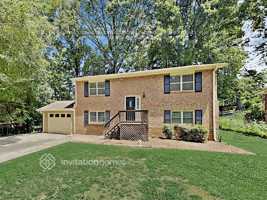 featured image of 2462 Lakewood Dr Nw