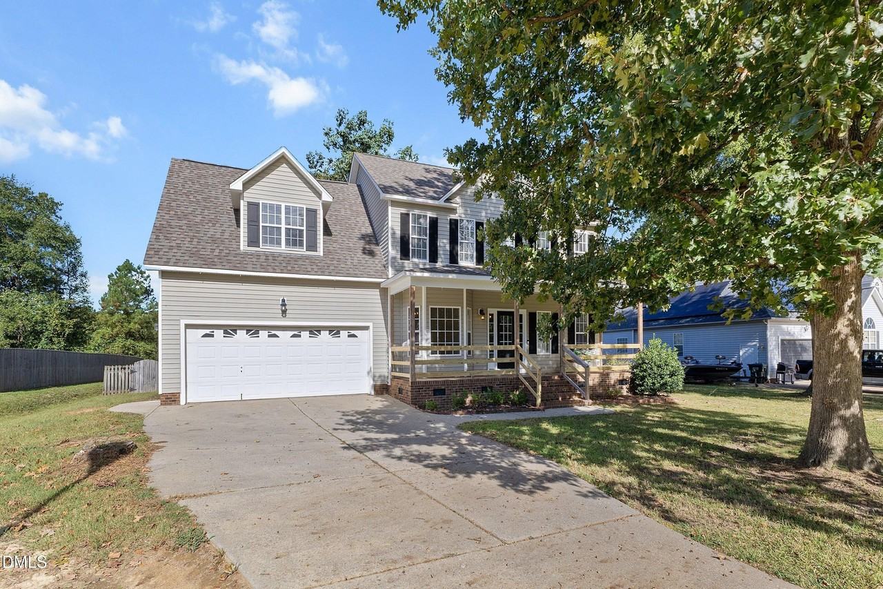 223 Presley Blvd - Photo 3 of 50