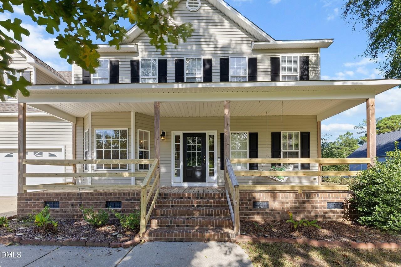 223 Presley Blvd - Photo 6 of 50