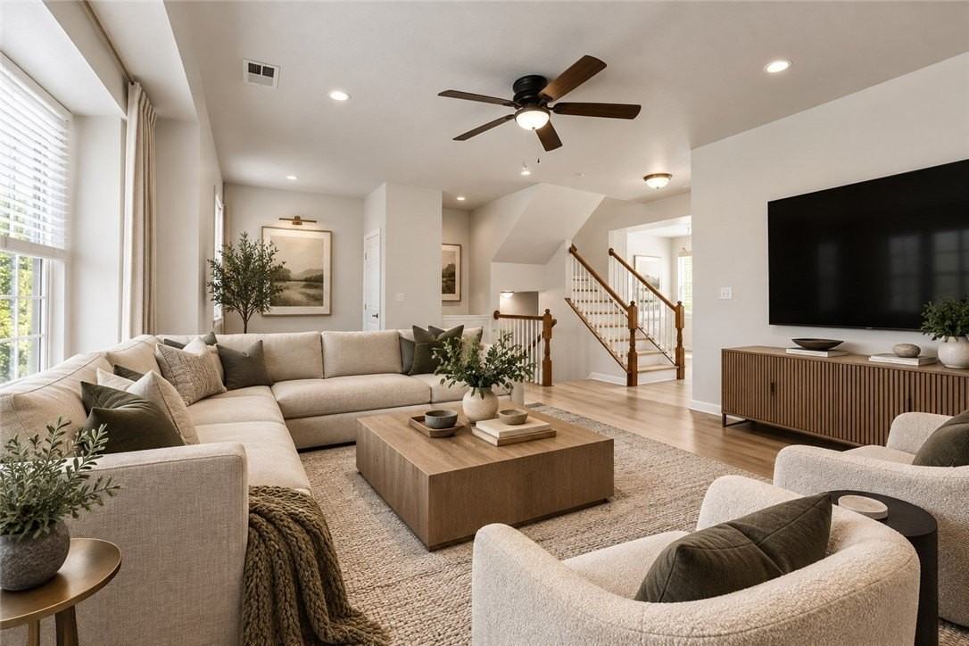 1502 Pointe View Dr - Photo 4 of 49