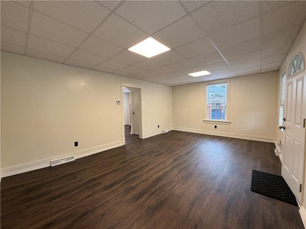 514 Railroad St - Photo 3 of 24