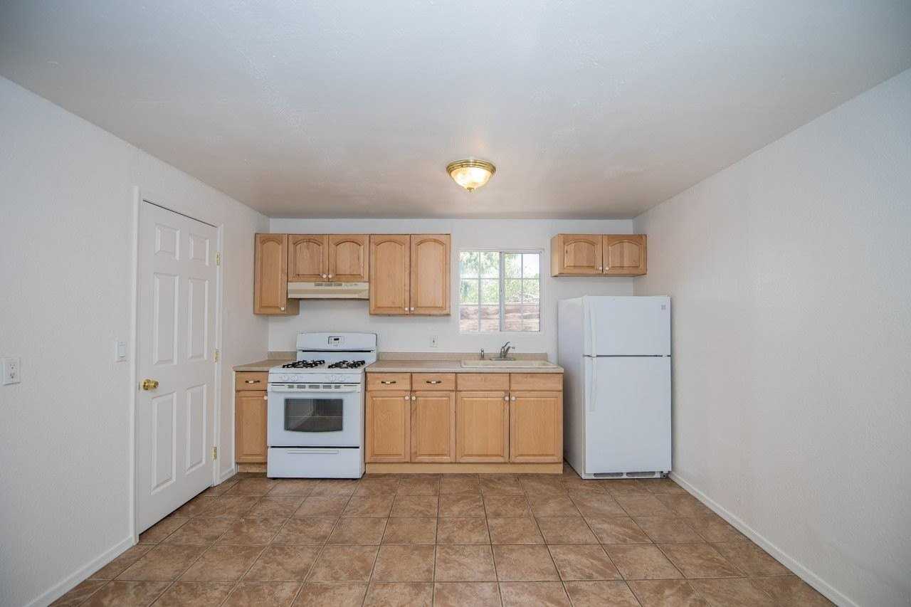 251 S 17th Ave #C - Photo 7 of 14