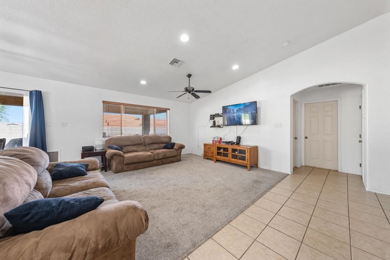 11756 E Omega Ln - Photo 5 of 16