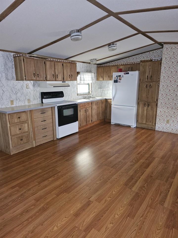13168 E 48th St - Photo 5 of 14