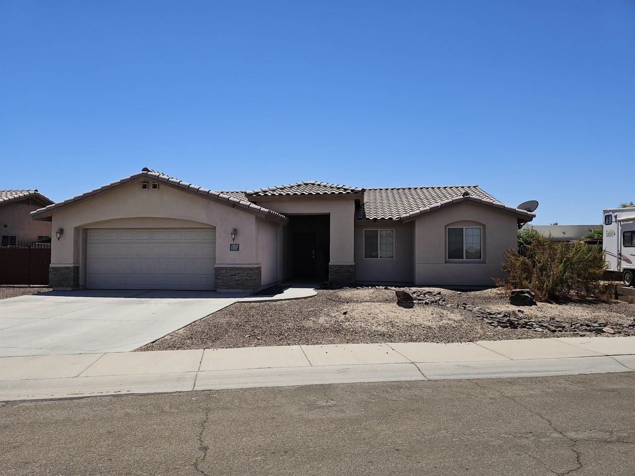 11527 E 26th Ln