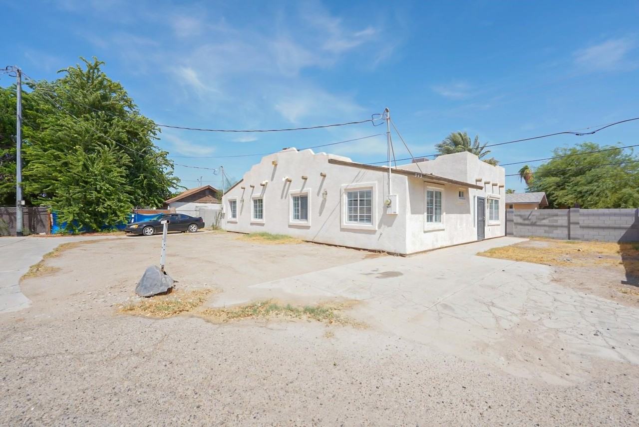 943 S 37th Ave #AB