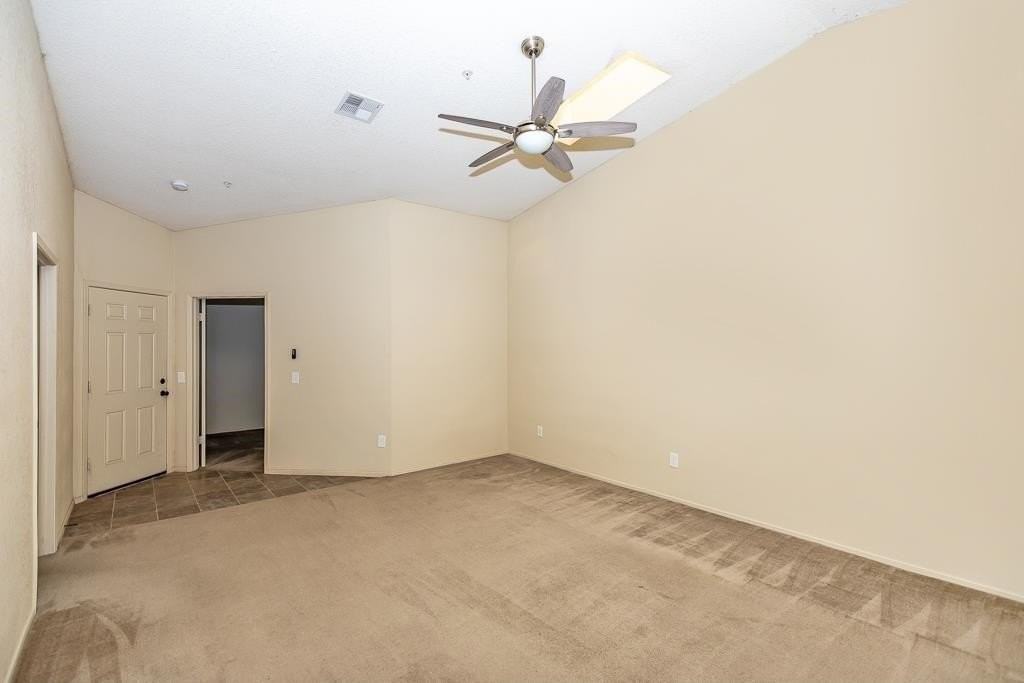 3934 S Brianna Dr - Photo 4 of 21