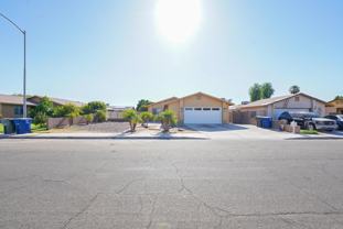 2146 S 47th Ave - Photo 1 of 1