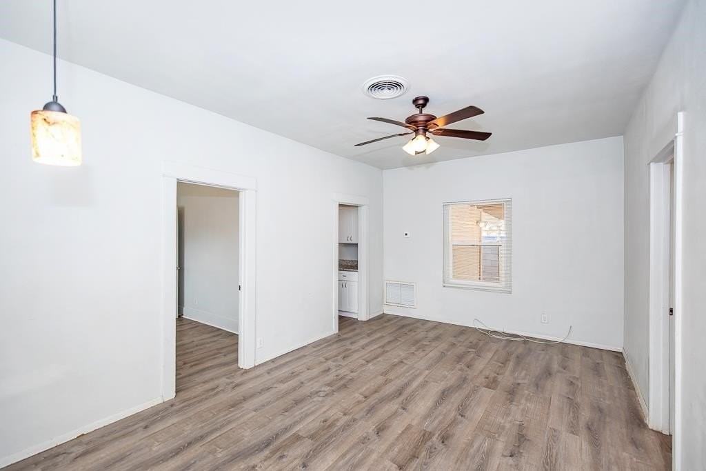101 S 9th Ave - Photo 5 of 18