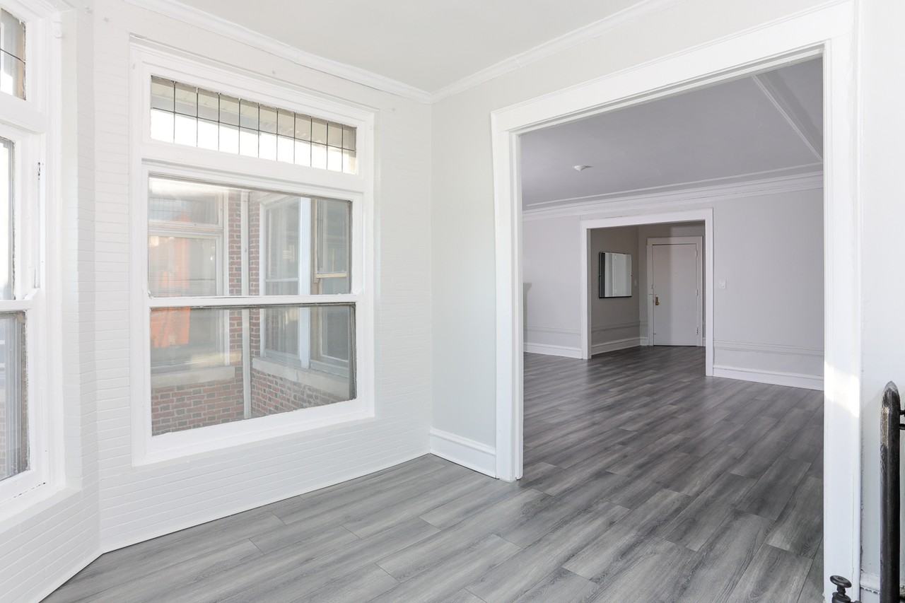 4530-32 South King Drive - Photo 3 of 29
