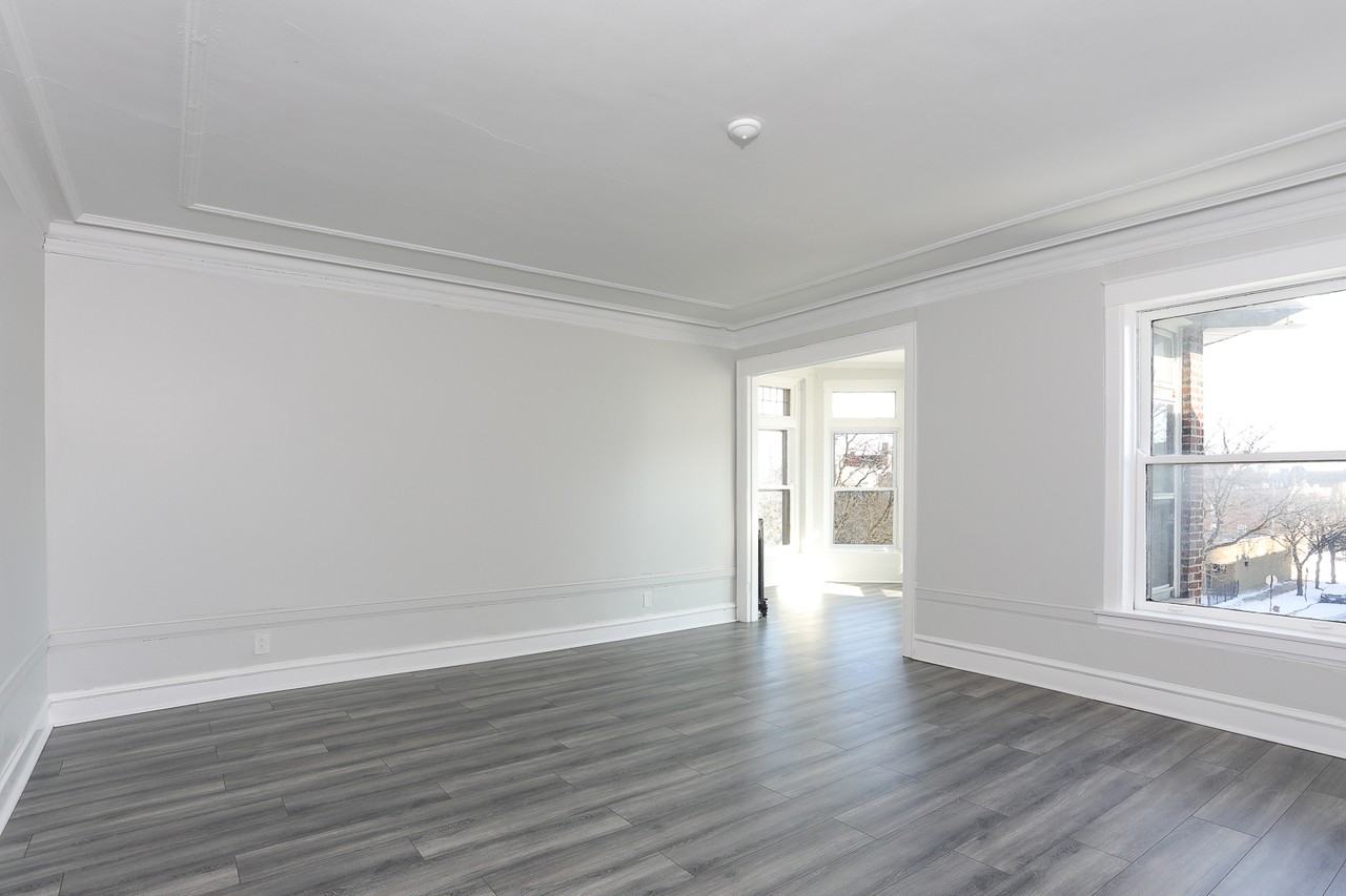 4530-32 South King Drive - Photo 7 of 29