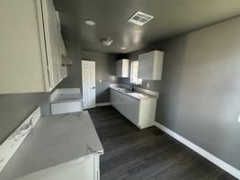featured image of 960 S Harris St