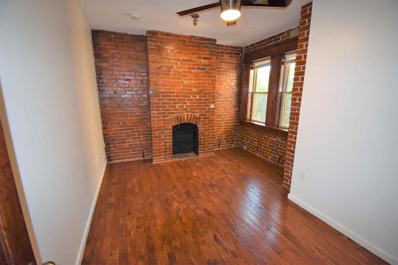 1713 Termon Avenue - Photo 5 of 8