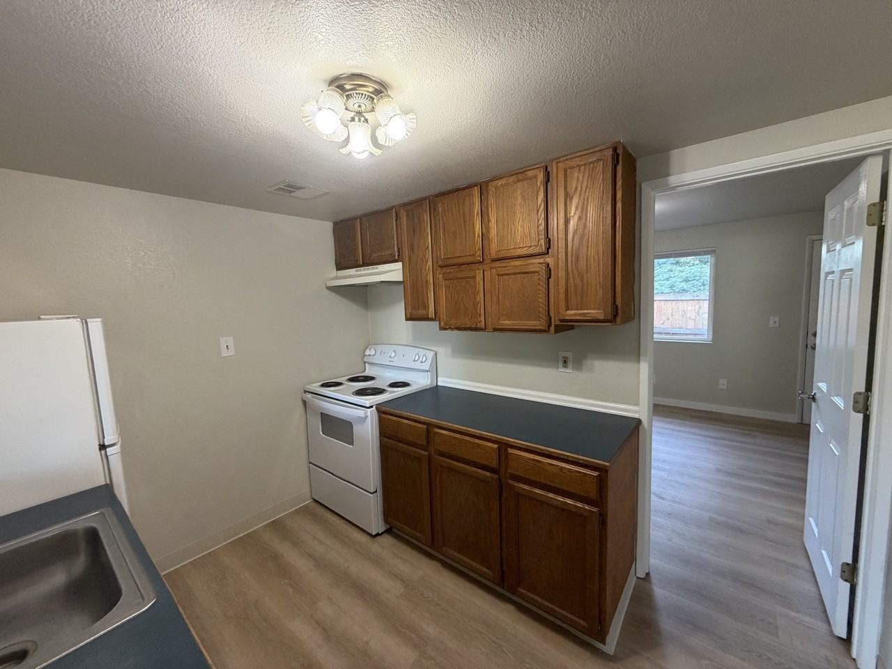 3229 Washington Way - Photo 3 of 24