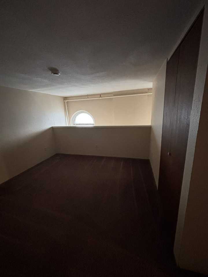 313 North 3rd Avenue East - Photo 7 of 14