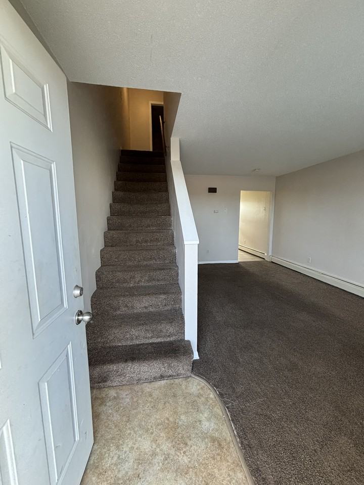 4113 Tower Avenue - Photo 2 of 15