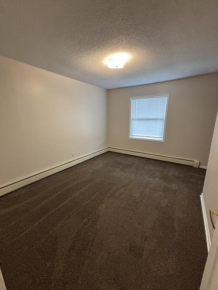 4113 Tower Avenue - Photo 7 of 15
