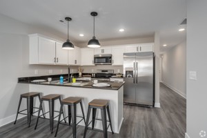 featured image of 1003 Lafayette Rd