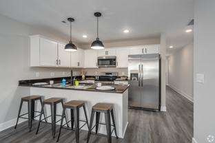 1003 Lafayette Rd. - Photo 1 of 1