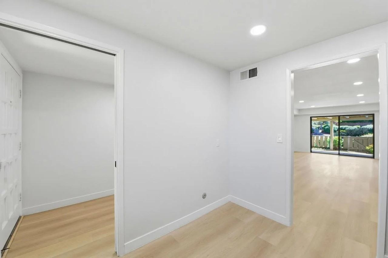5555 Cribari Cir - Photo 3 of 18