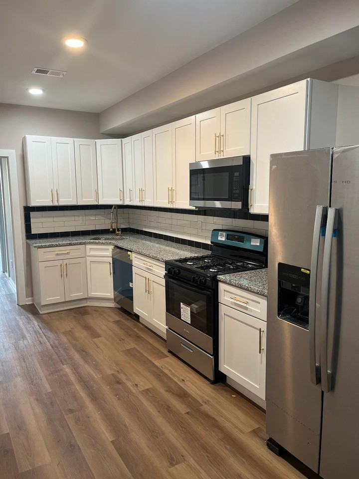 4015 Eastern Avenue - Photo 5 of 9