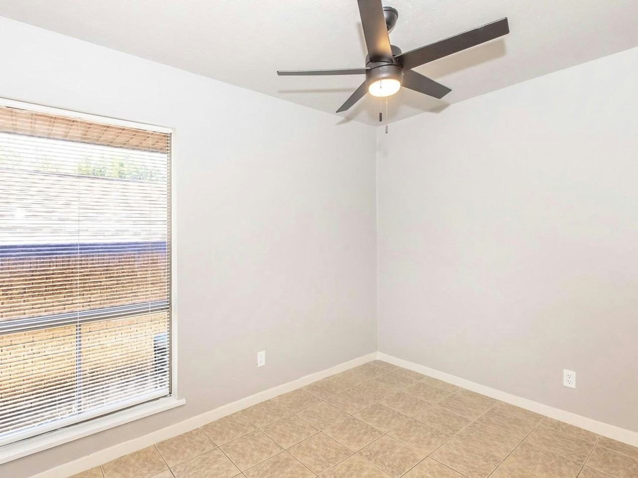 175 North Barker Street, Unit 13 - Photo 5 of 13