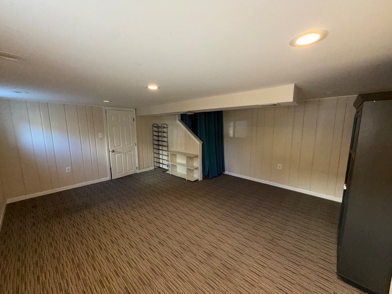 5831 Mount Vernon Dr - Photo 4 of 11