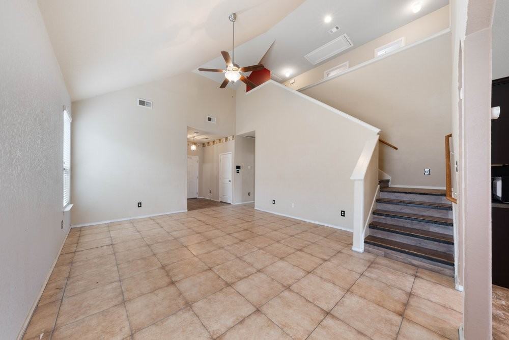 6524 Candlecrest Ct - Photo 7 of 44