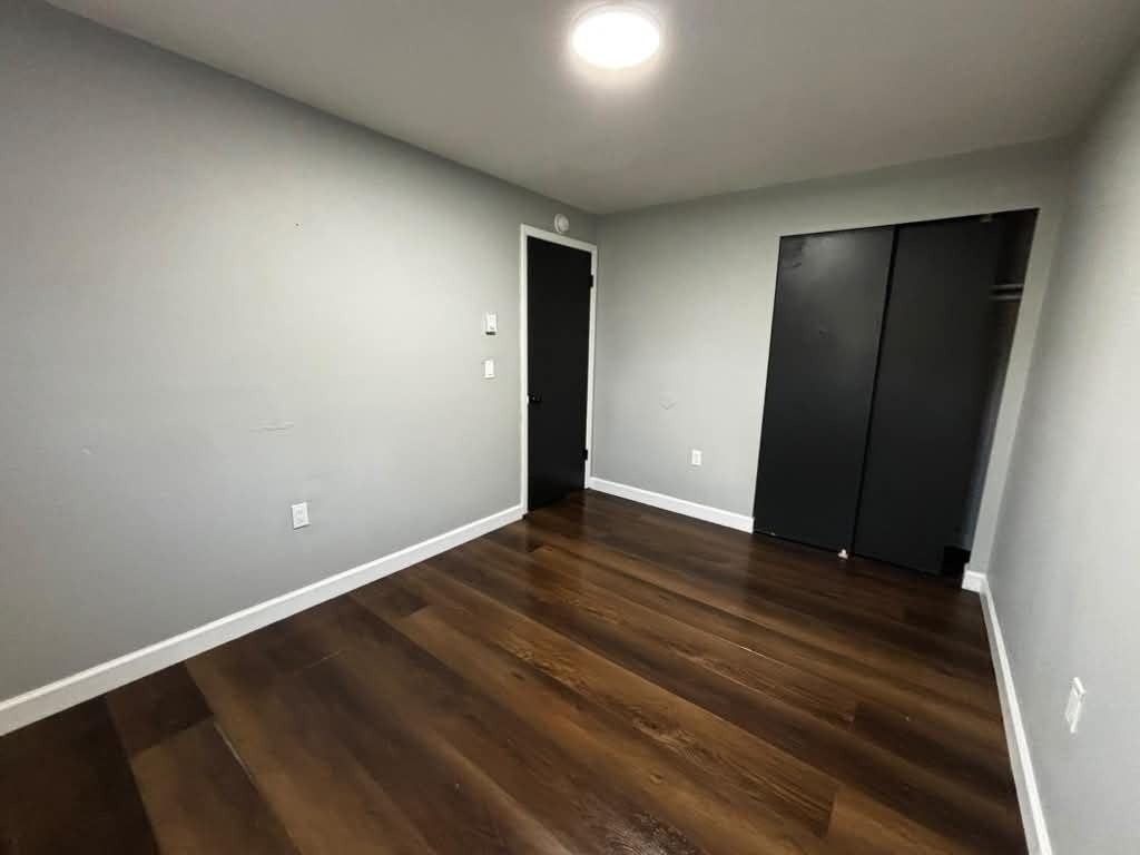 969 Fife Avenue - Photo 2 of 16