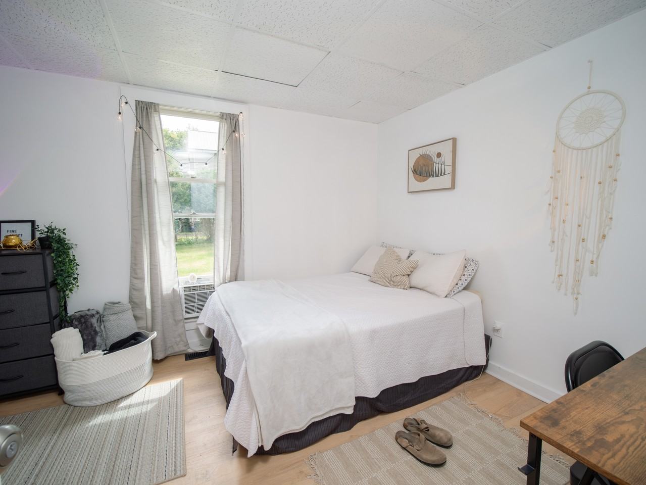 185 Central Avenue - Photo 4 of 8