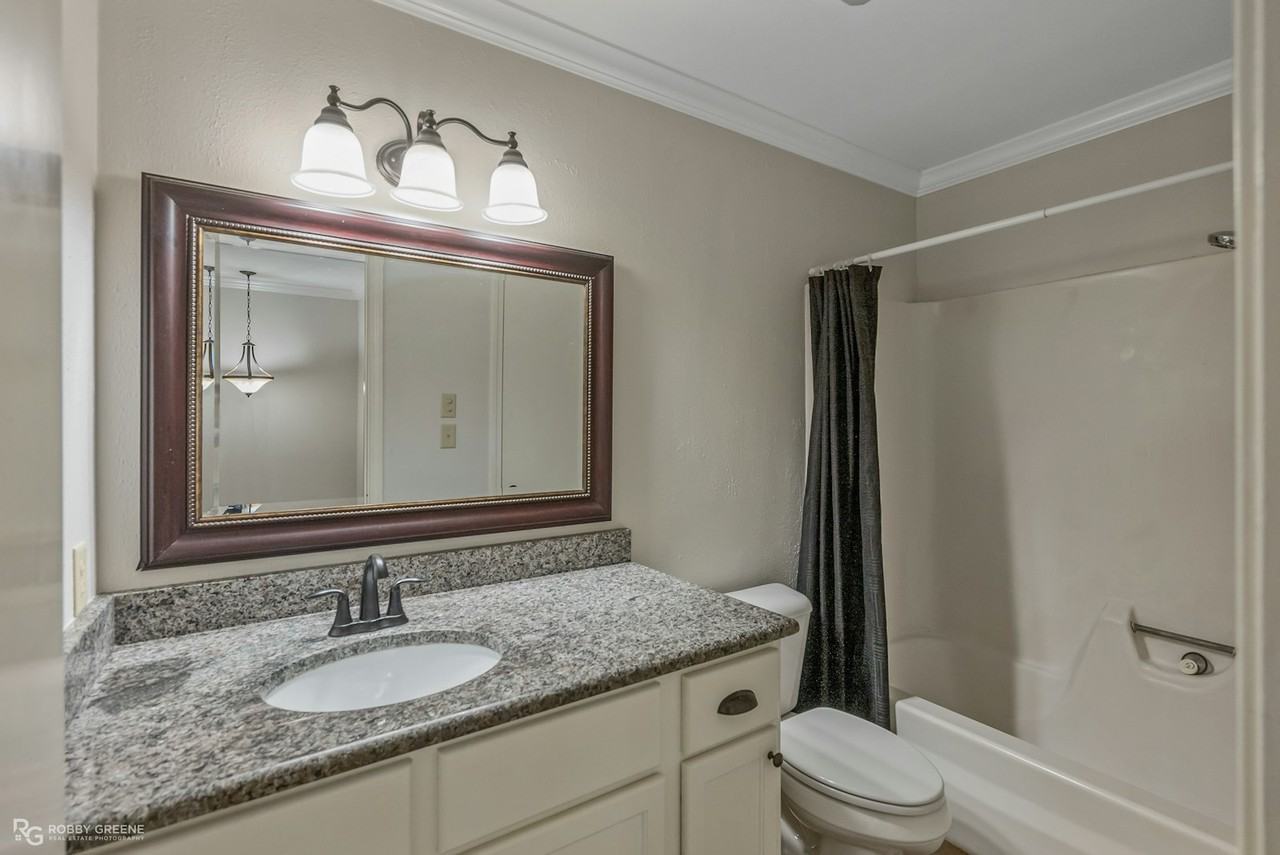 10018 Hanover Drive - Photo 6 of 20