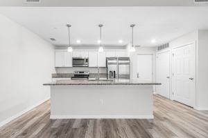 featured image of 2771 Royal Palm Ave