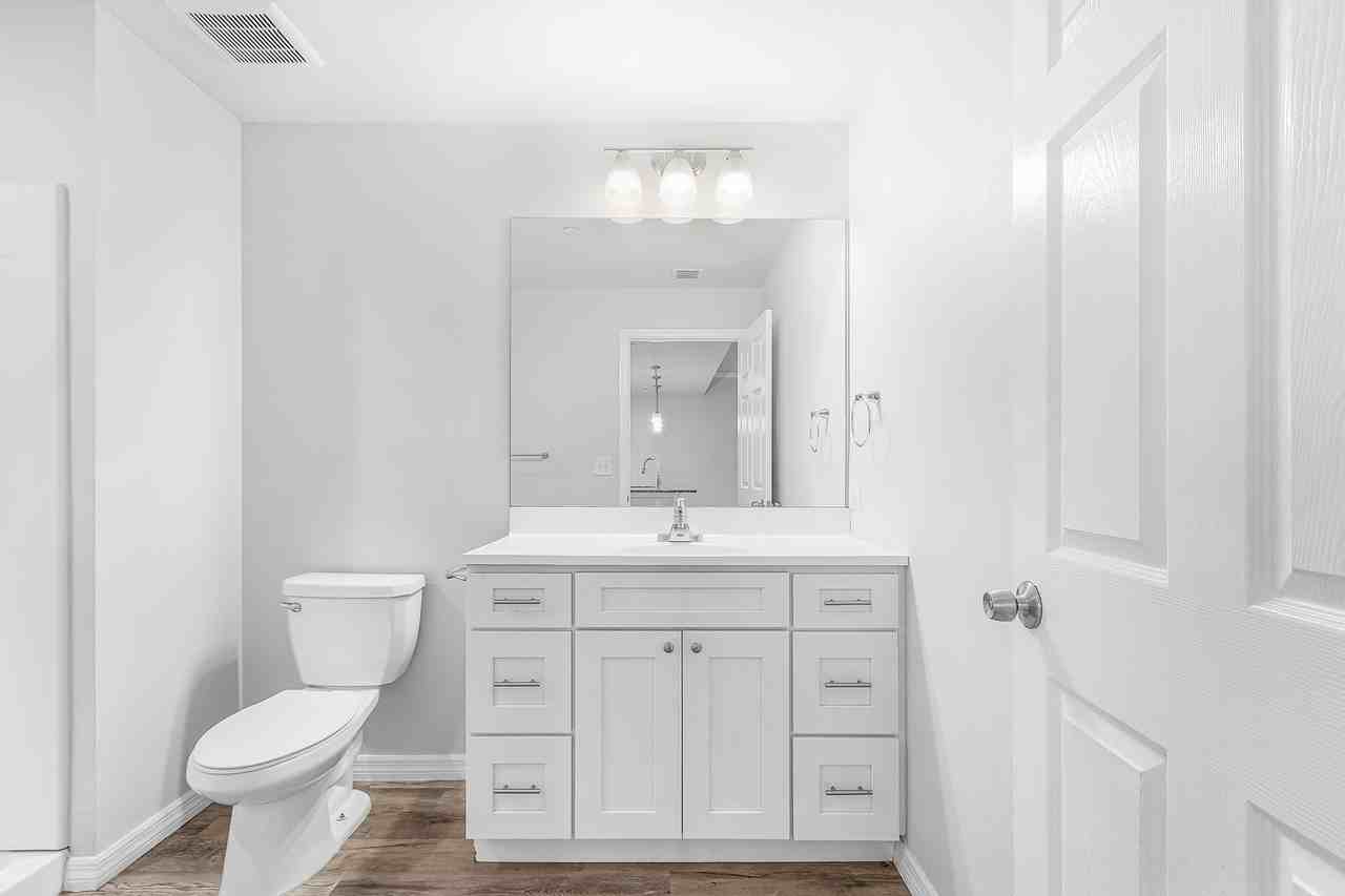 2771 Royal Palm Avenue - Photo 6 of 10