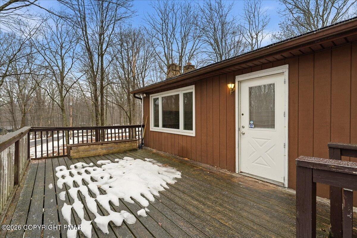 3529 Winding Way - Photo 2 of 38