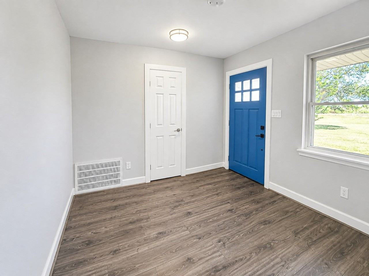 379 Hale Rd - Photo 6 of 26