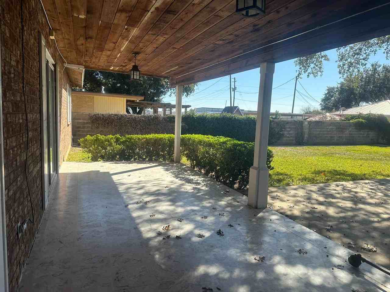 2315 Guerrero St - Photo 5 of 19