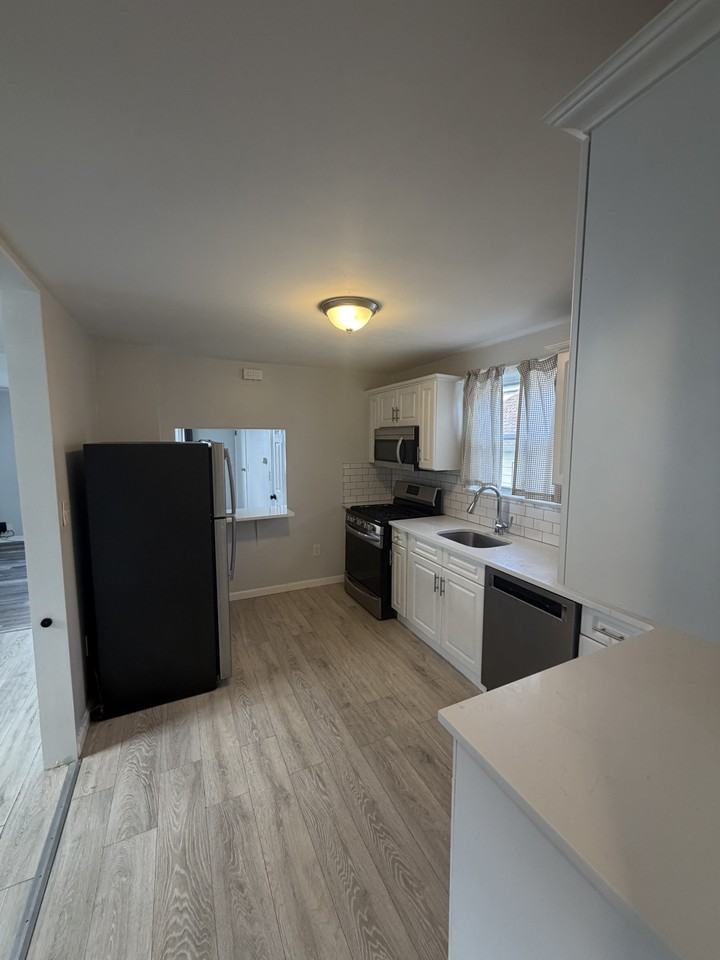 198 Wessington Ave - Photo 6 of 9