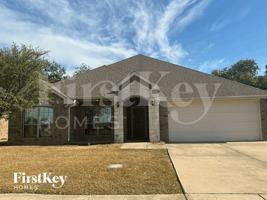 featured image of 805 Oakmont Dr
