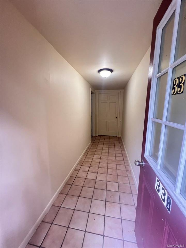 33 E Main St - Photo 5 of 15