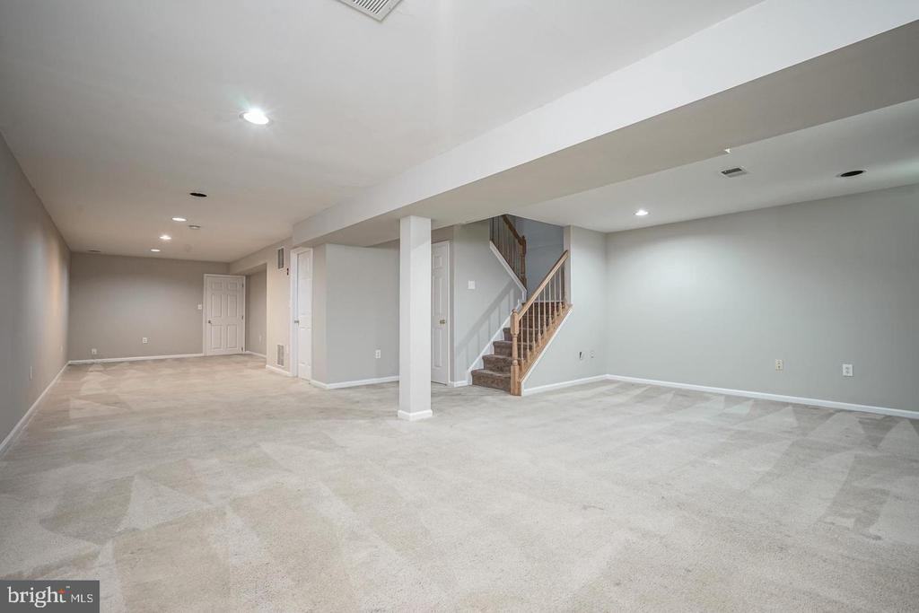 79 Tattersall Dr - Photo 2 of 9