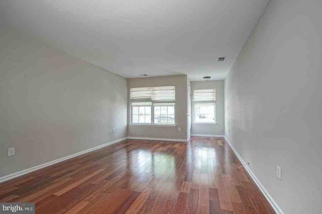 79 Tattersall Dr - Photo 3 of 9