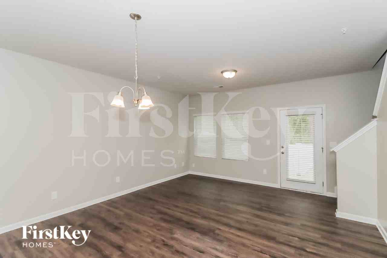 9419 Village View Ct Nw - Photo 5 of 16