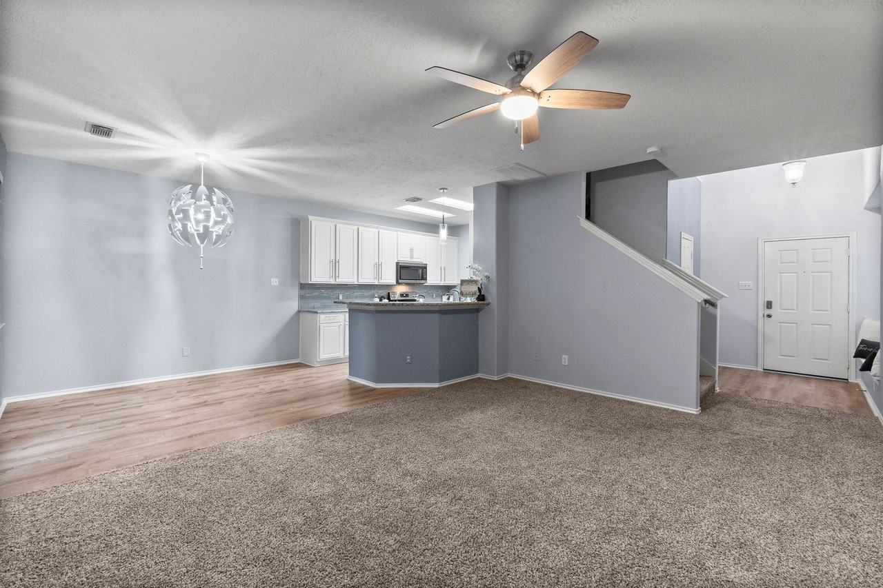 99 Gallery Cove Ct - Photo 5 of 18