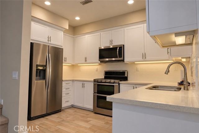 21405 Dahlia Ct - Photo 6 of 25