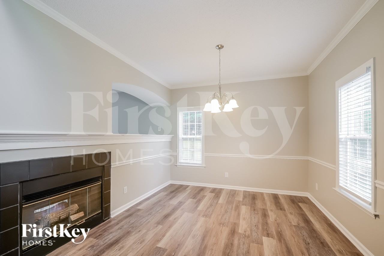 132 Northridge Dr - Photo 3 of 15