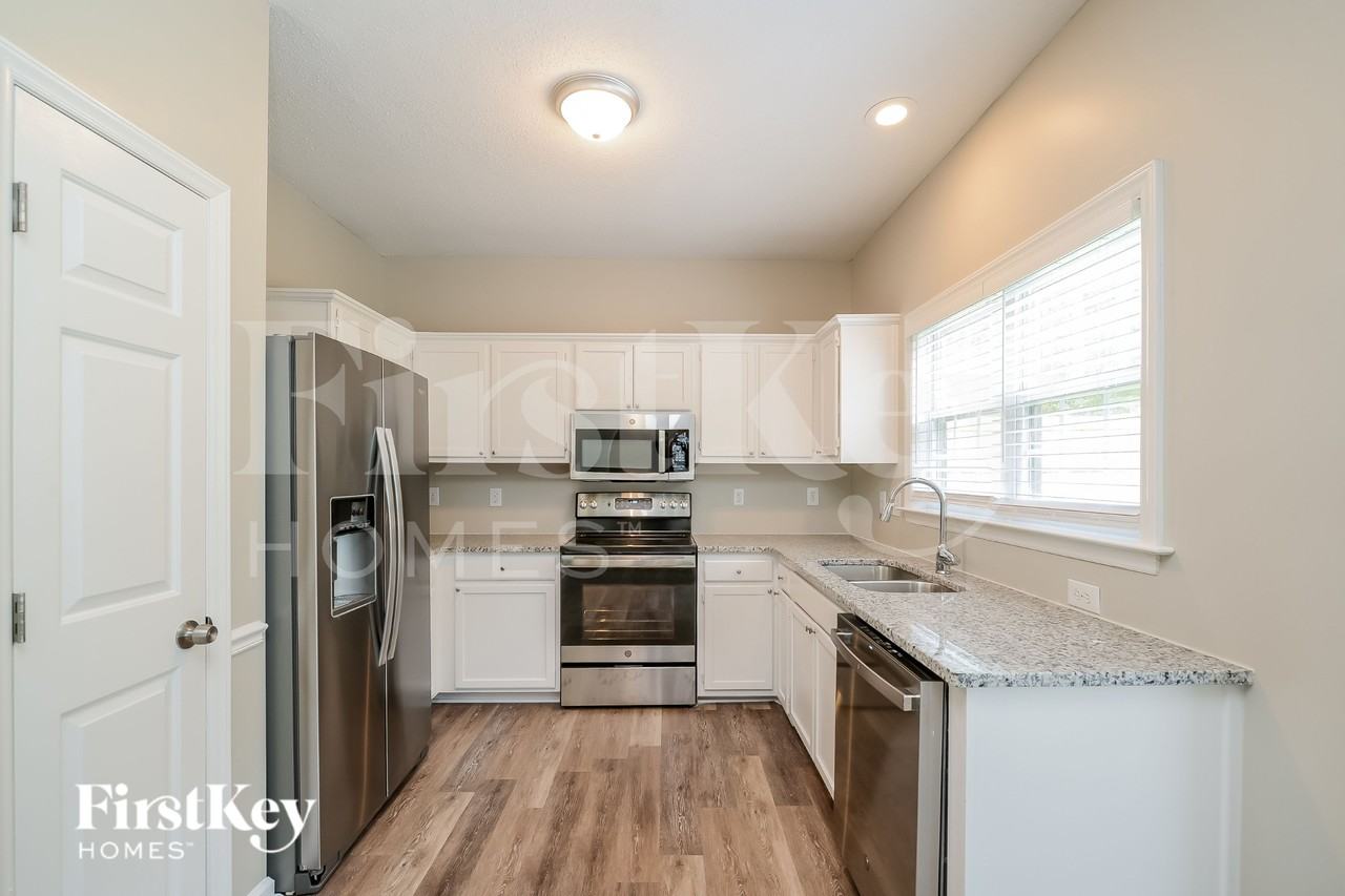 132 Northridge Dr - Photo 6 of 15